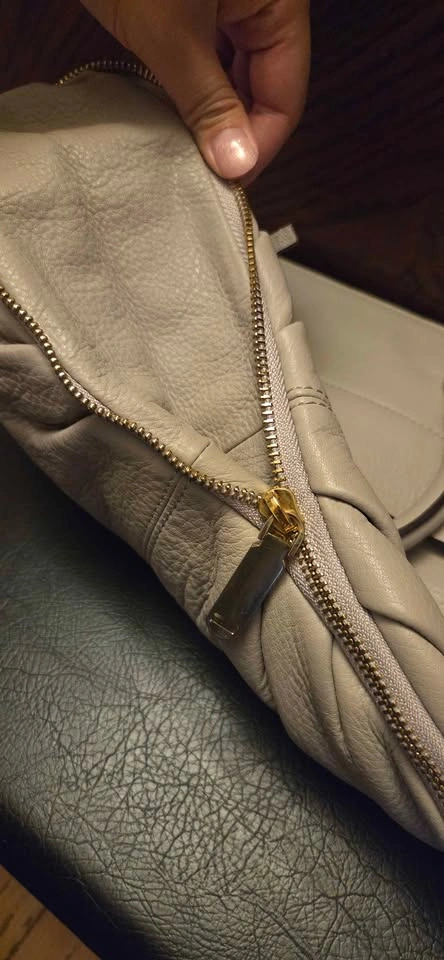 Vince Camuto Cream Handbag - photo 4