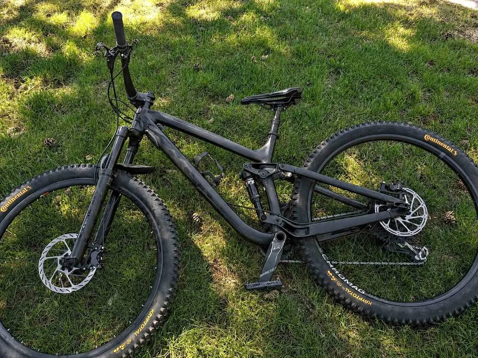 Trek Fuel EX 8 Medium - 8/10 Condition