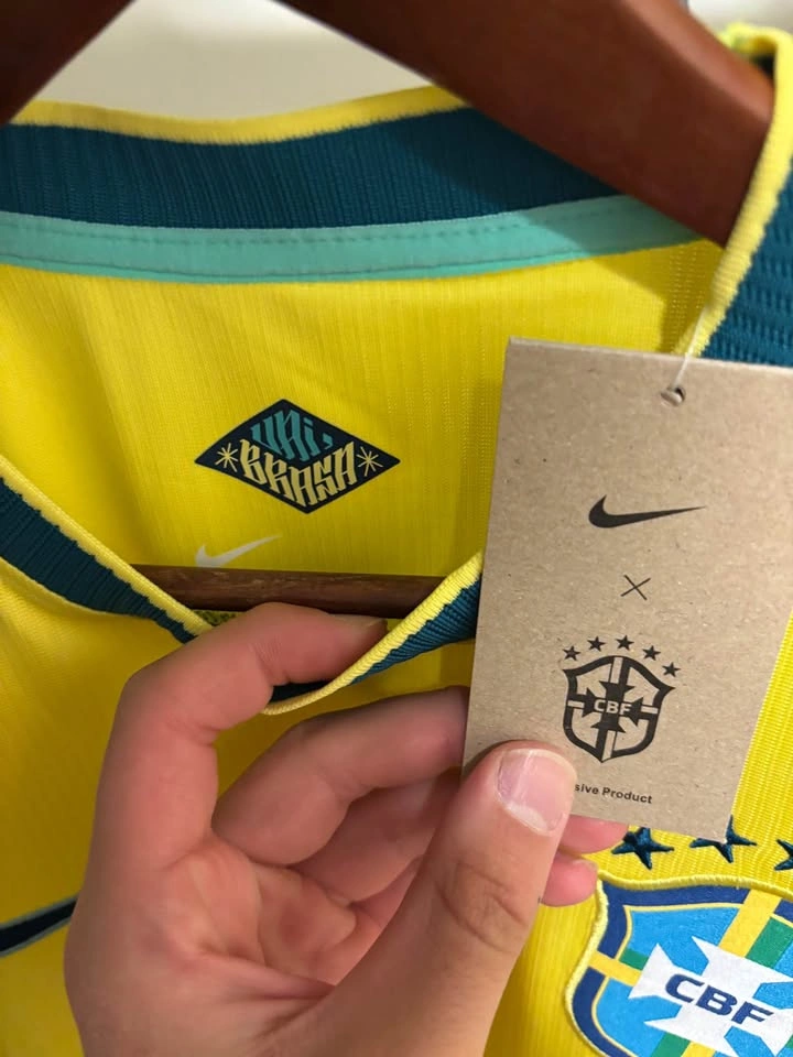 Nike Brazil Soccer Jersey – Medium - photo 2