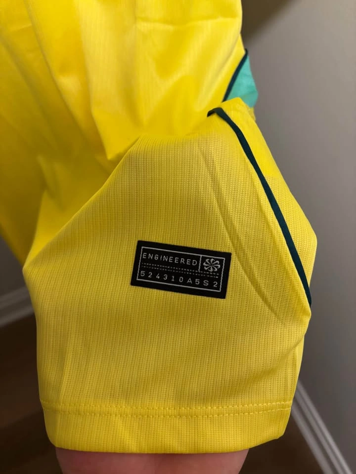 Nike Brazil Soccer Jersey – Medium - photo 3