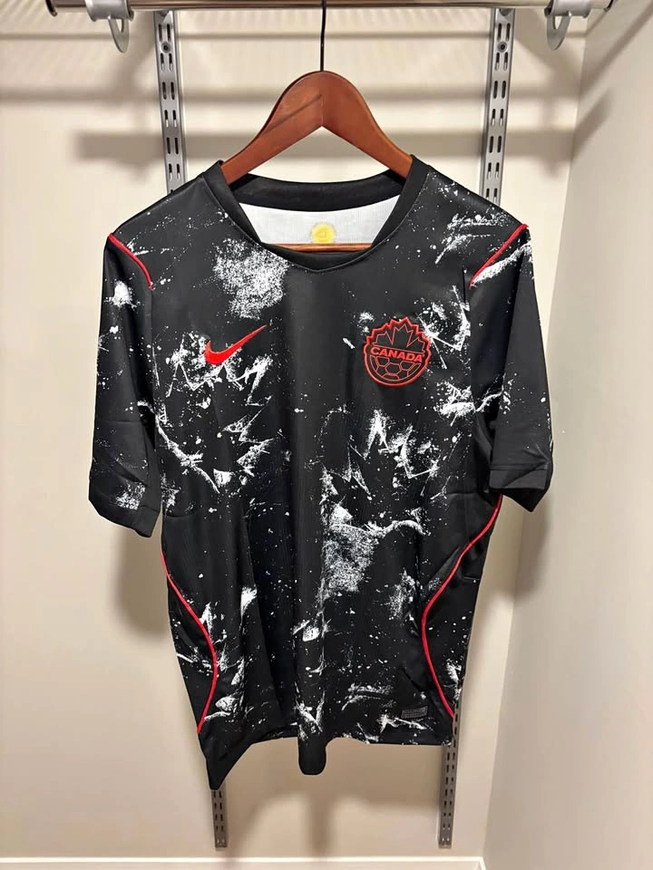 Nike Canada Soccer Jersey – Large