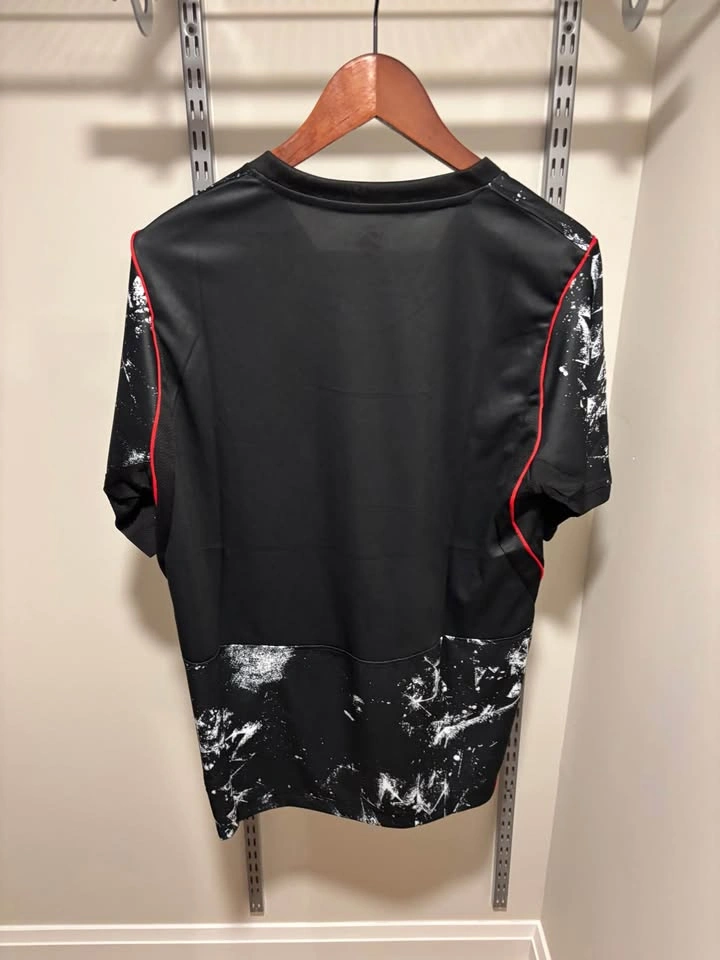 Nike Canada Soccer Jersey – Large - photo 2