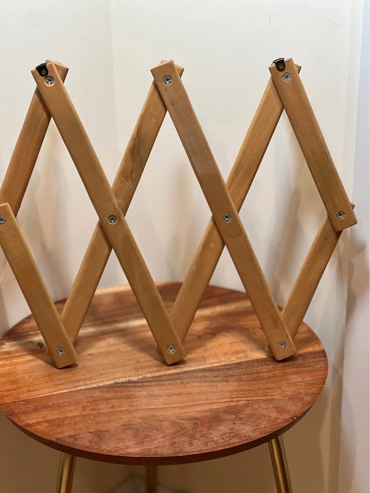 Vintage Wooden Accordion Peg Rack – Expandable Wall Hanger - photo 2