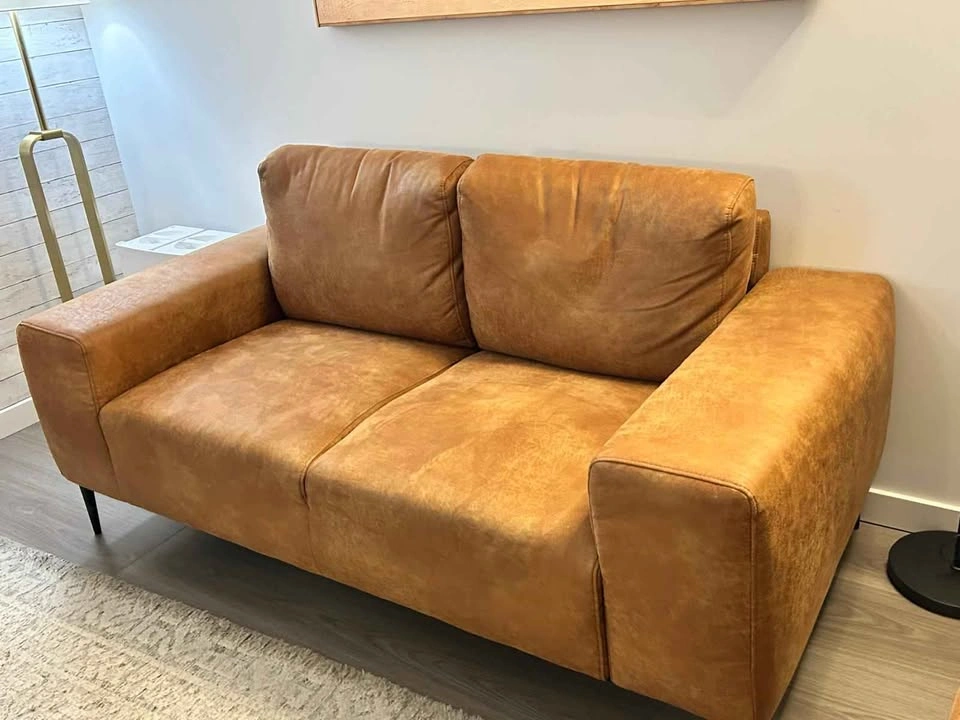 Cognac Leather Sofa Set (3-Seater + Loveseat) - Moving Sale - photo 2