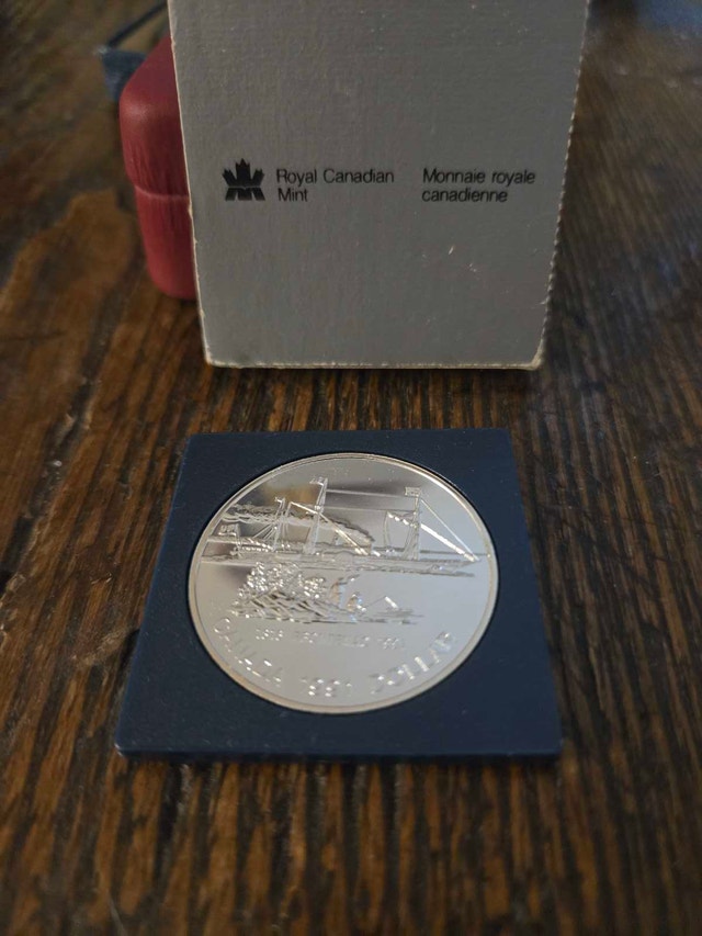 Royal Canadian Mint 1991 Silver Dollar