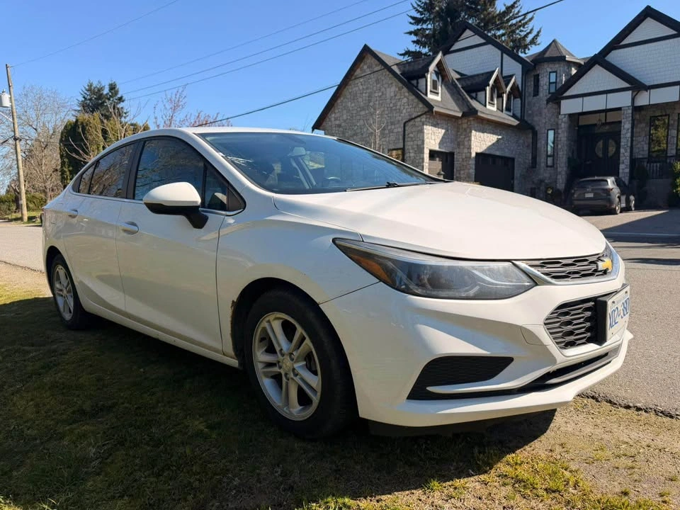 2018 Chevrolet Cruze - photo 5