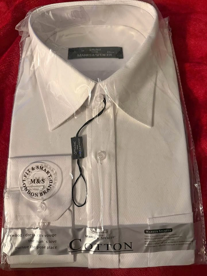 Marks & Spencer White Shirt – Brand New (Size 18)