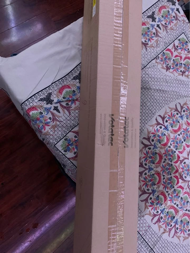24 Brand new box of 4ft LED T8 tubes (Votatec) - photo 4