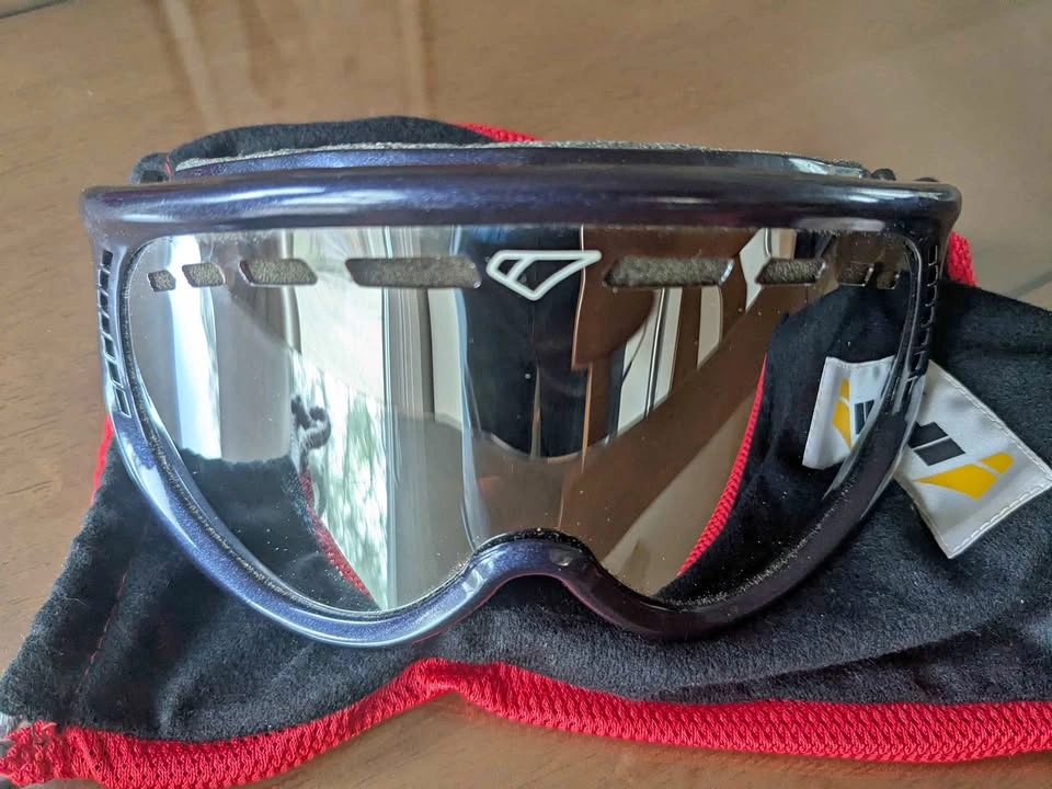 Iris ski goggle
