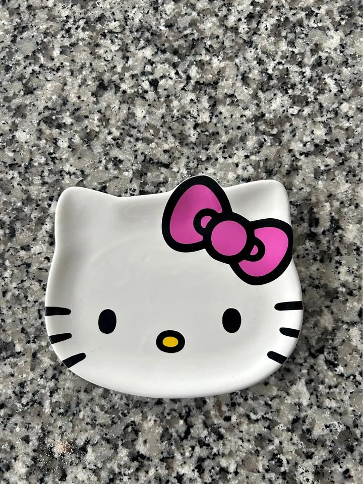6x4.5 in Hello Kitty Decorative Tray