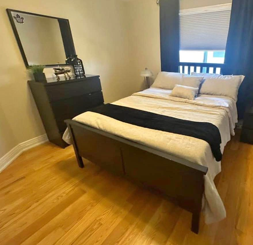 IKEA Hemnes Queen Bedroom Set + MALM Dresser & Mirror