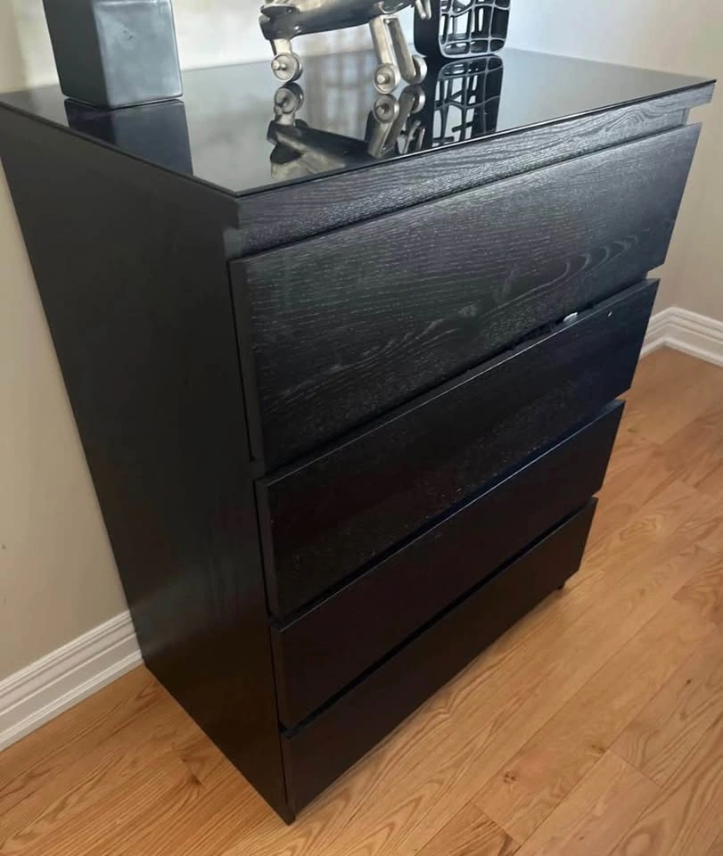 IKEA Hemnes Queen Bedroom Set + MALM Dresser & Mirror - photo 3