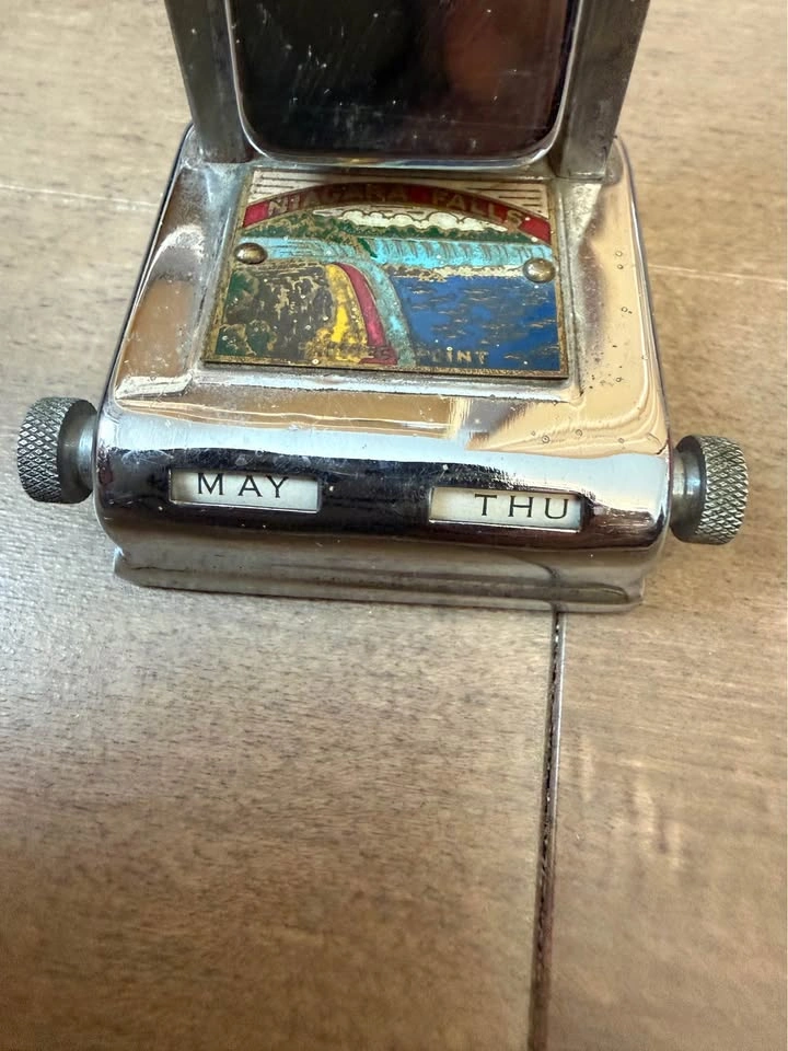 Vintage Perpetual Desk Calendar Niagara Falls - photo 2