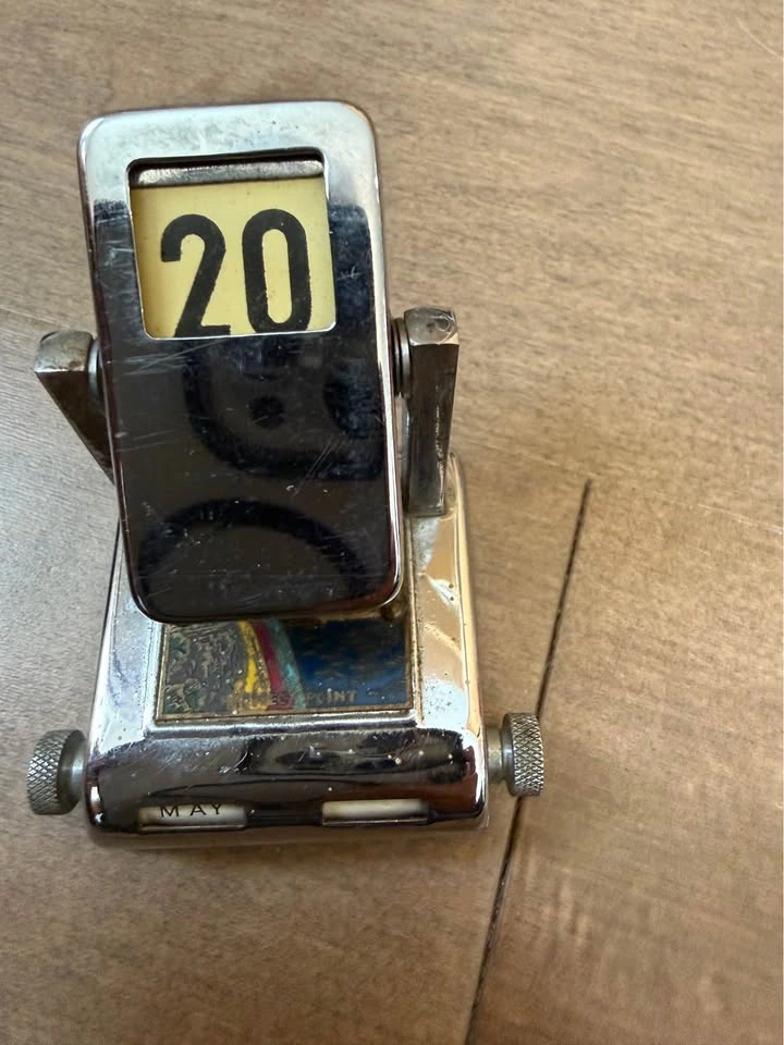 Vintage Perpetual Desk Calendar Niagara Falls - photo 4
