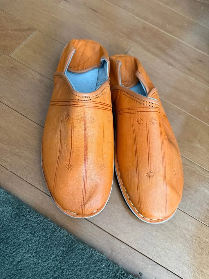 Orange Real Leather Slippers Unisex - photo 2