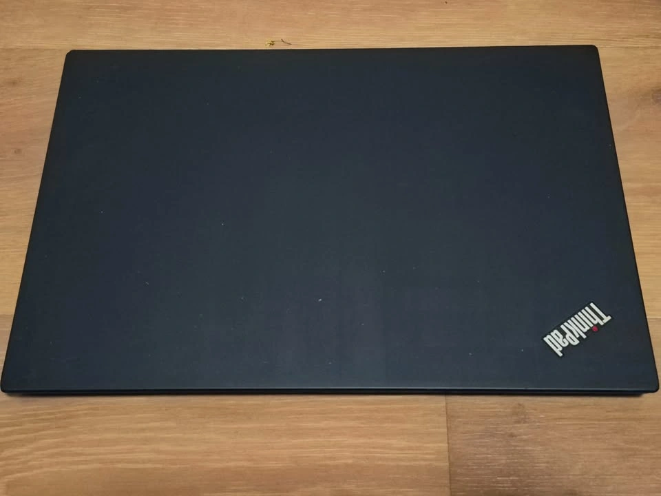 Lenovo ThinkPad T14 14” Laptop- Intel i5-10th GEN/Touchscreen/8G - photo 2