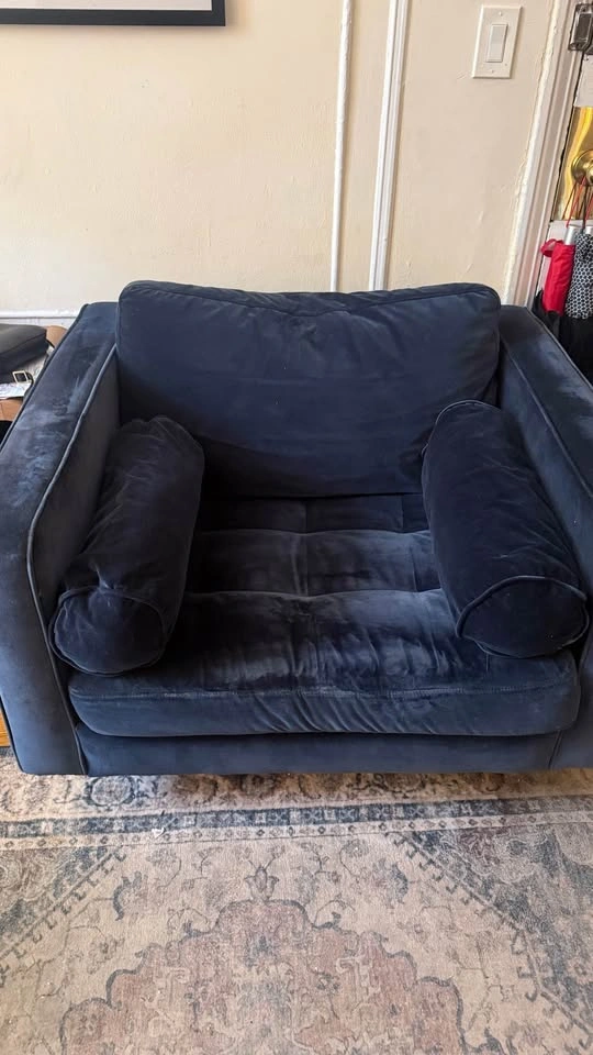 Article Sven Chair and a Half (Dark Blue Velvet) - photo 3