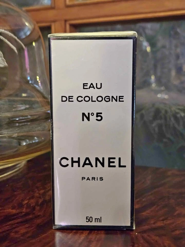 CHANEL N°5 EAU DE COLOGNE (SEALED)