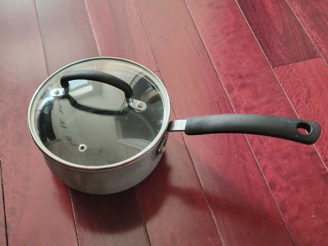 T-fal 8-inch Non-stick Saucepan with Lid