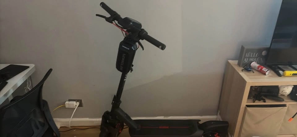 Segway Ninebot Max G3 Electric Scooter - photo 2