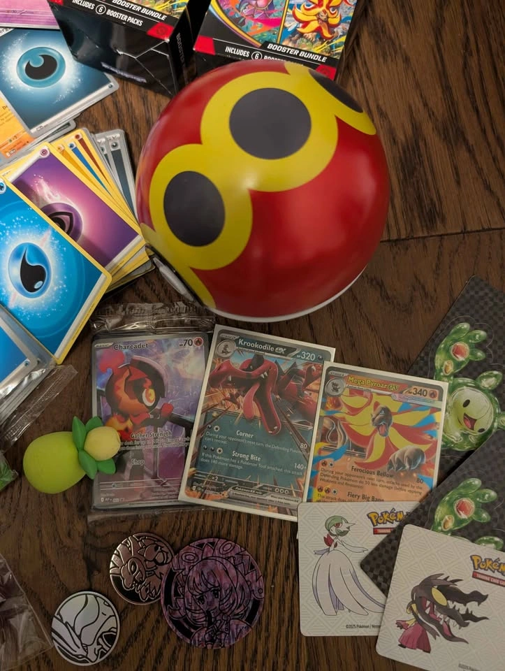 Pokemon Collection Bundle - photo 2