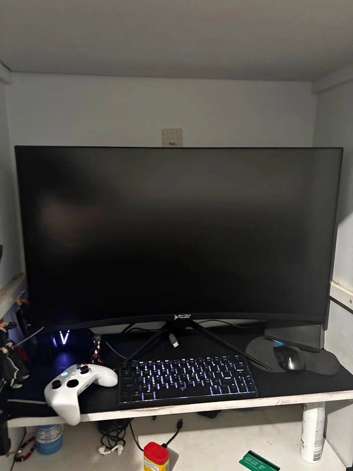 SKYTECH 32” 180HZ Curved Monitor