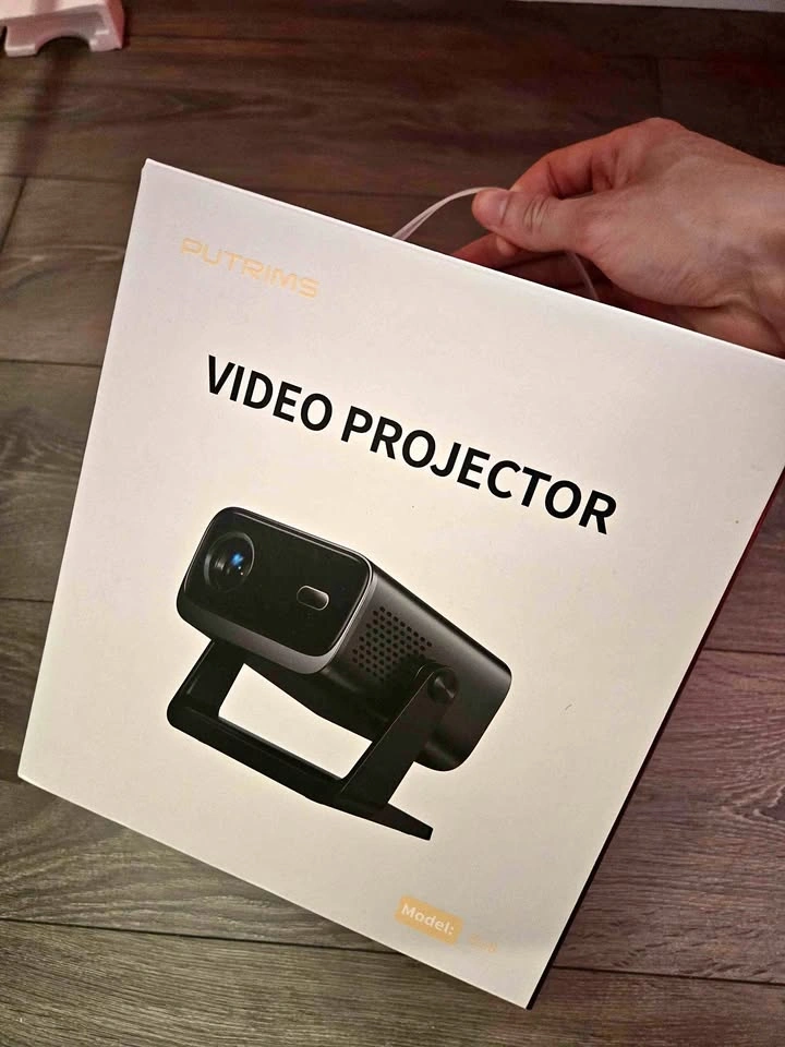 Putrims 1080p projector