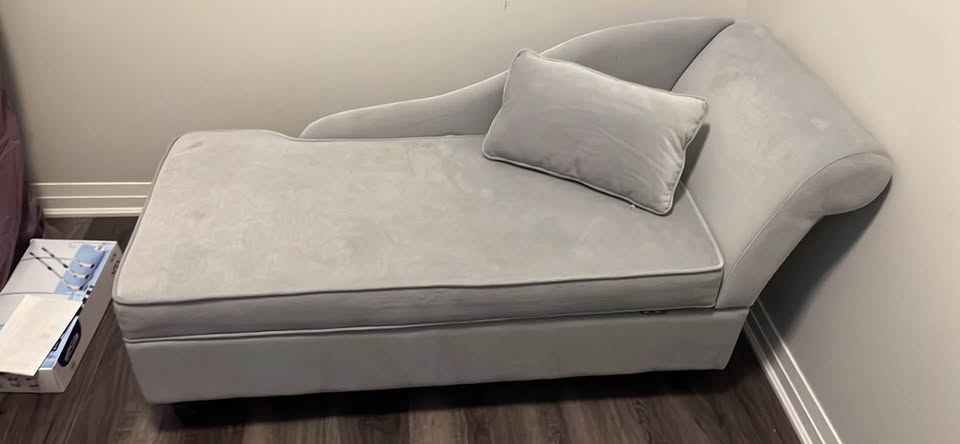 Grey Chaise Lounge | left side + storage - photo 2