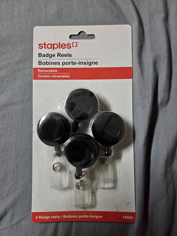 Staples Badge Reels 4pk