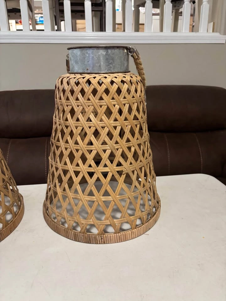 Set of 2 Decorative Lanterns – $40 - photo 2