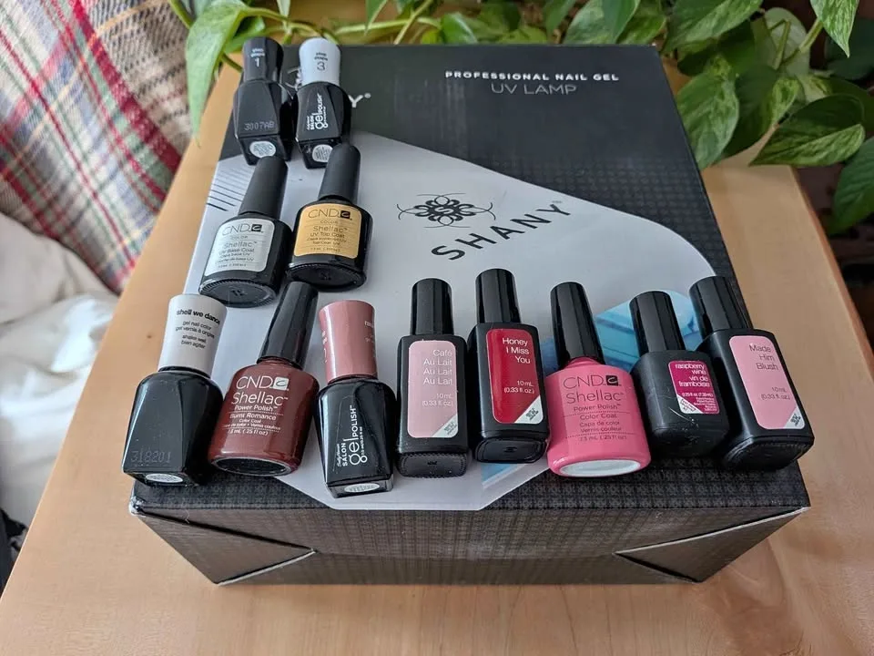 Shany Nail Gel UV Lamp + Polishes