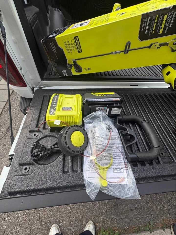 NEW Ryobi 40V HP Brushless 17" String Trimmer Kit - photo 5