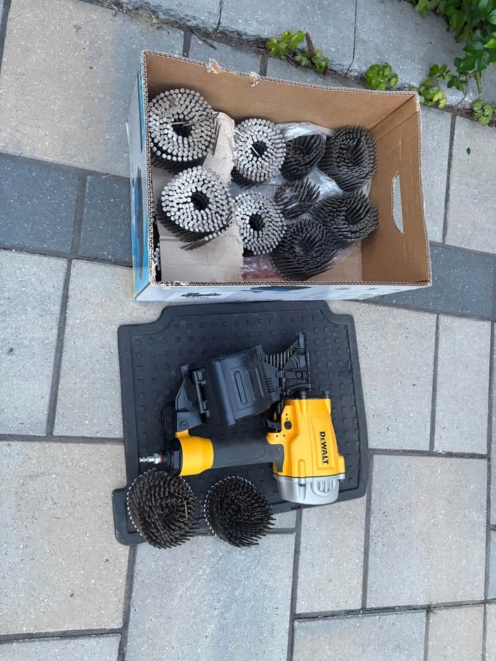 DEWALT DWF83C 15° Pneumatic Coil Framing Nailer - photo 4