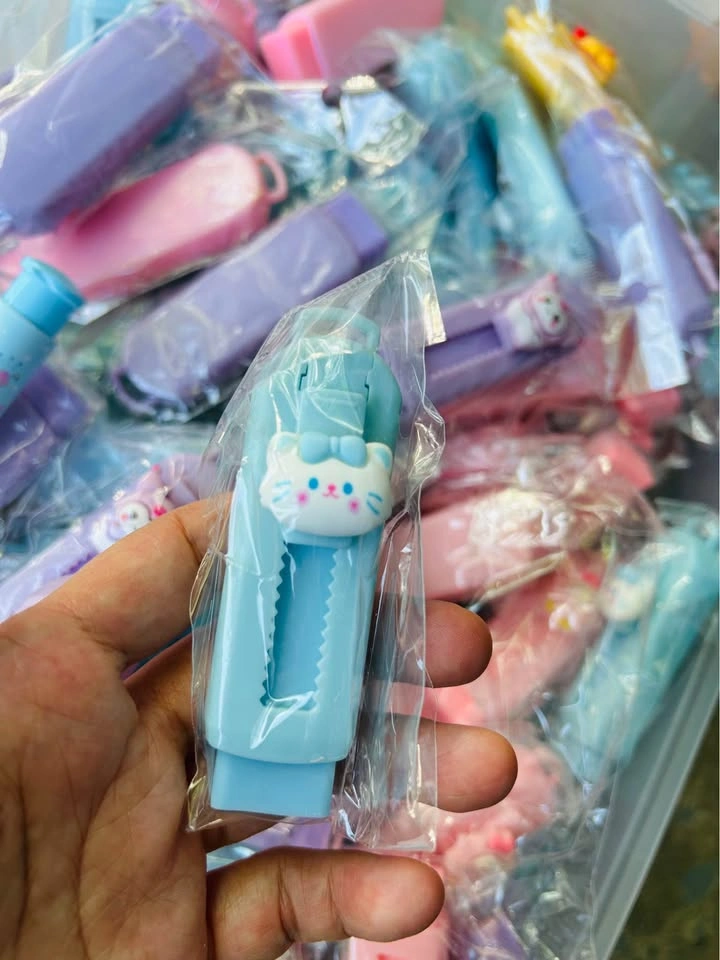 Large School Eraser – High Quality - photo 4