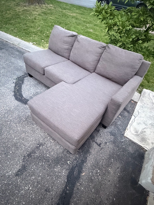 Grey Sectional Sofa couch with chaise - photo 3