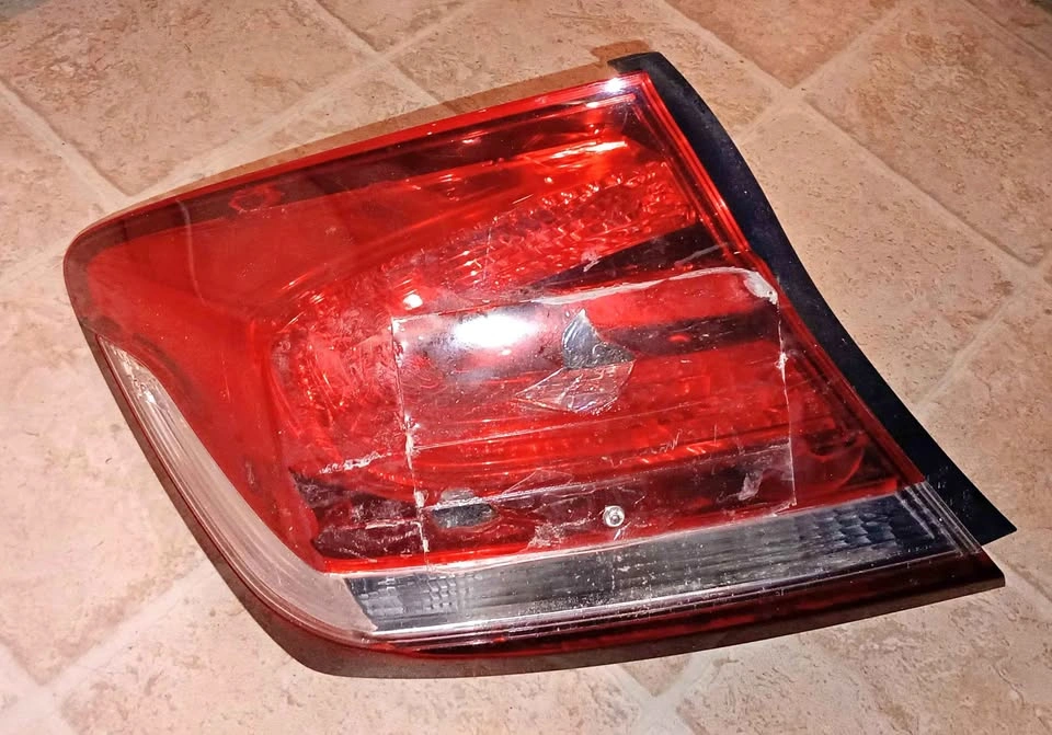 Tail light assembly for 2013-2015 Honda Civic sedans