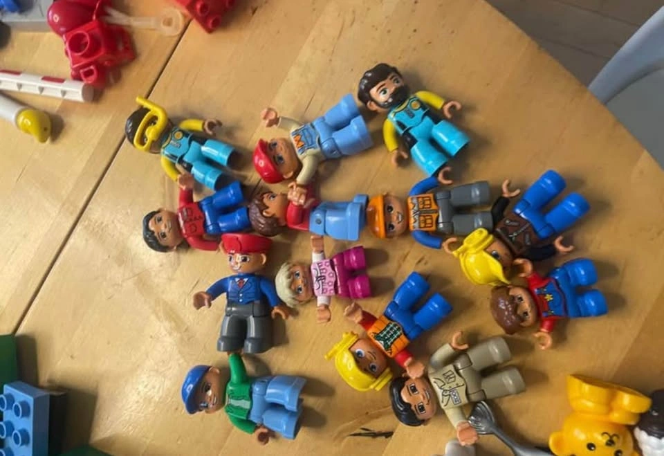 Huge Lego Duplo Lot Blocks Figures Animals - photo 2