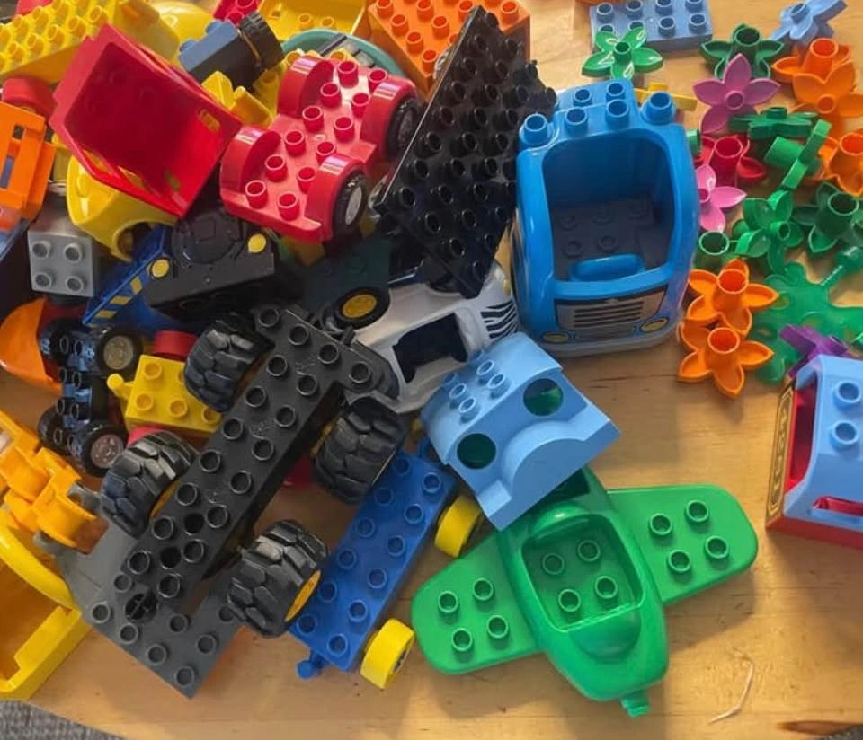 Huge Lego Duplo Lot Blocks Figures Animals - photo 4
