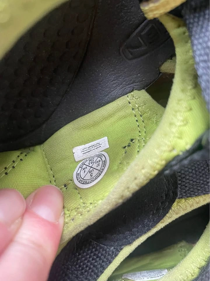 Youth sizes 2, 4, 5 - $20/pair keen outdoor sandals - photo 5