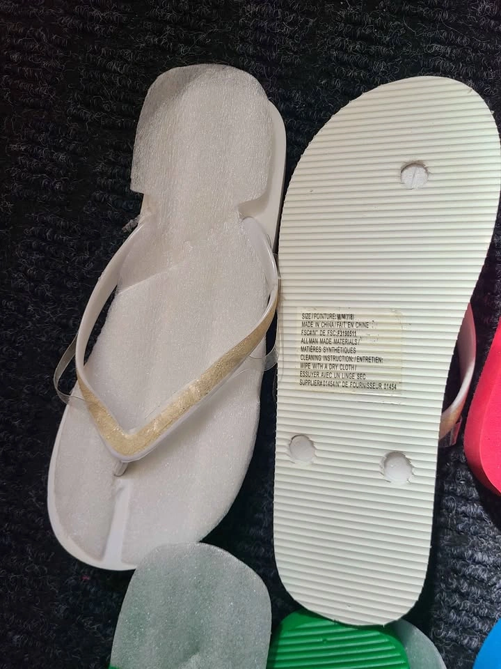 4 Pairs of Colorful Flip Flops Size M(7/8) - photo 5