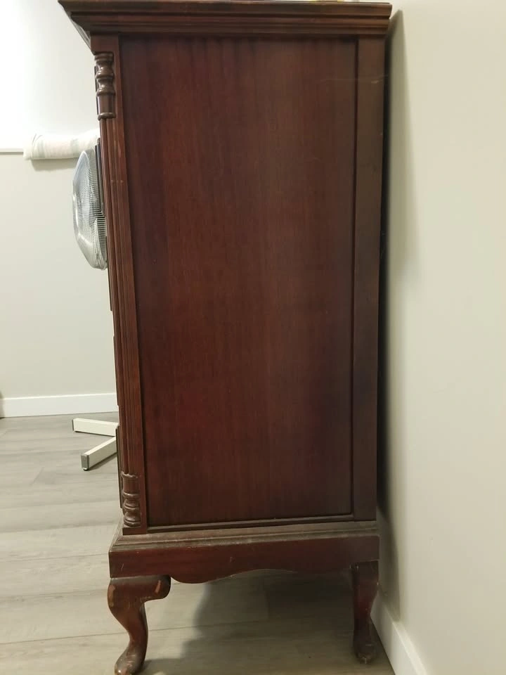 CHEST OF DRAWERS/DRESSER FOR SALE (MOVING OUT CLEARANCE!!) - photo 2