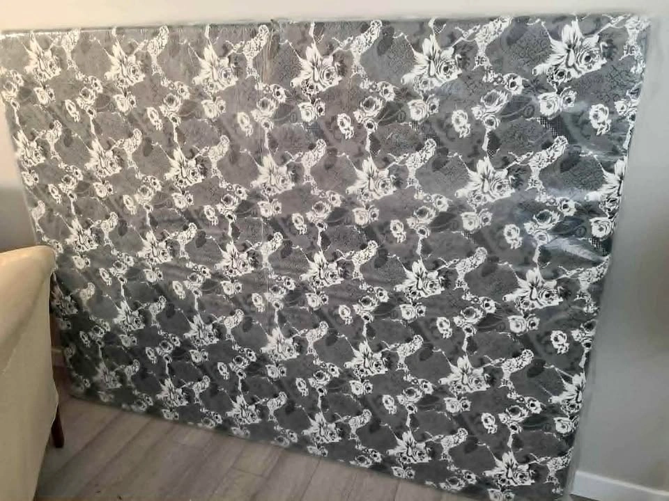 QUEEN-SIZE FOAM MATTRESS/TOPPER (MOVING OUT CLEARANCE!!)