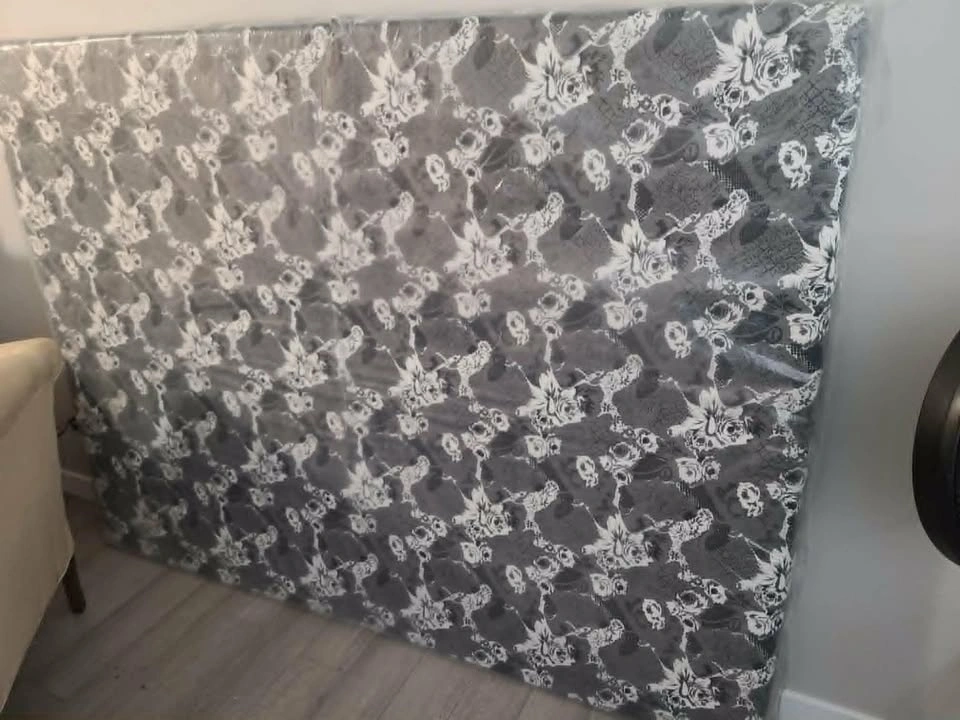 QUEEN-SIZE FOAM MATTRESS/TOPPER (MOVING OUT CLEARANCE!!) - photo 2
