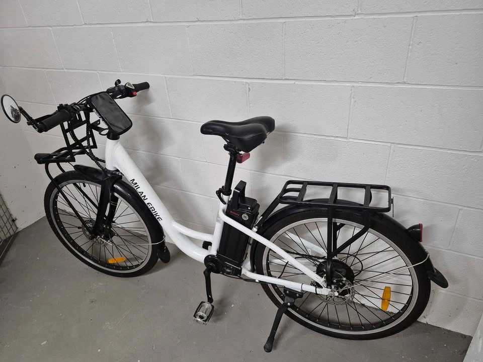 Used 48v eBike, Daymak Milan, Good Condition - photo 2