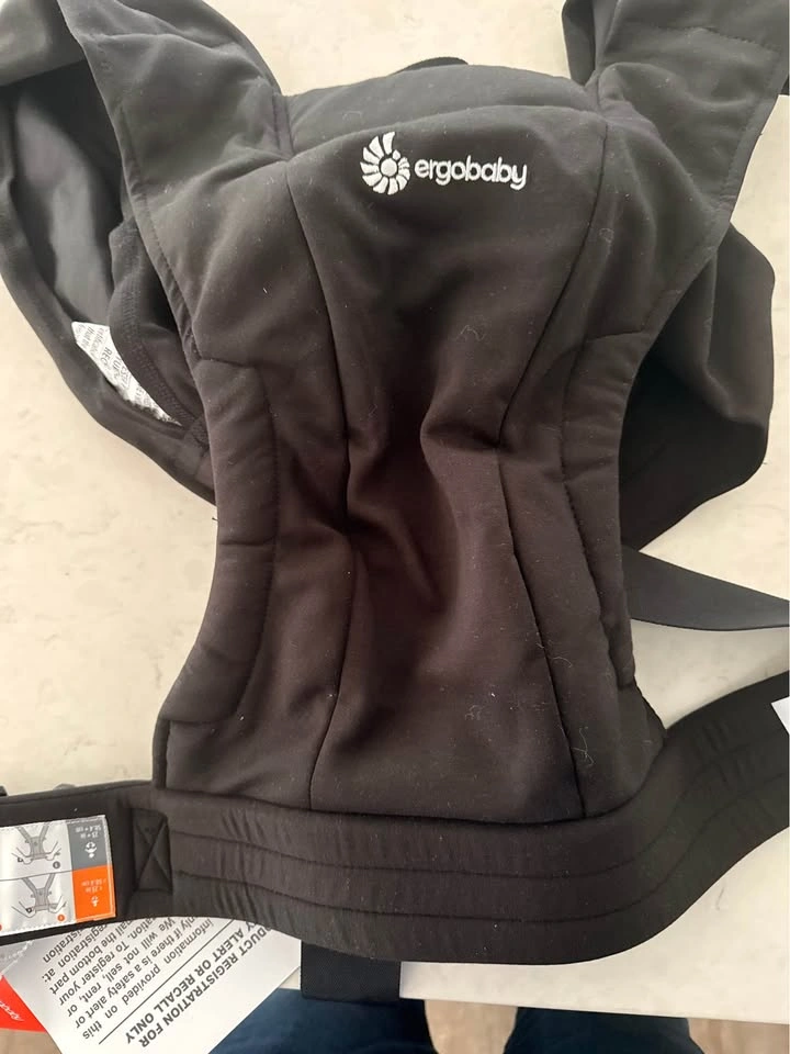 Ergobaby Embrace Newborn Baby Carrier (0-12) - photo 3