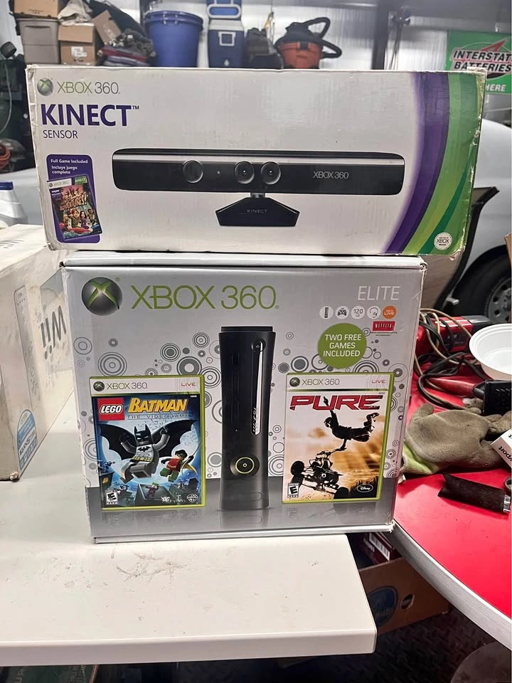 Xbox 360 Elite Bundle + Kinect Sensor Bar