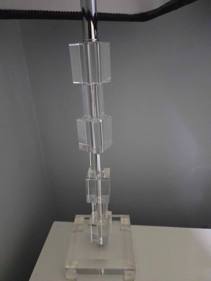 Pair of Modern Black & Clear colored lamps - photo 4