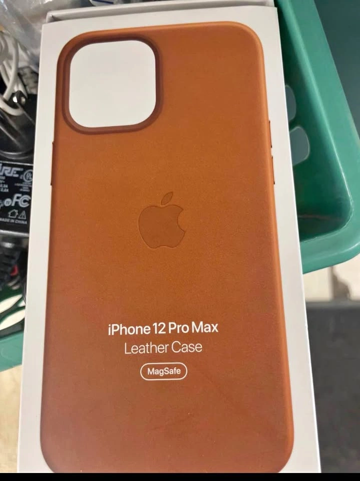 iPhone 12 Pro Max Leather Case MagSafe