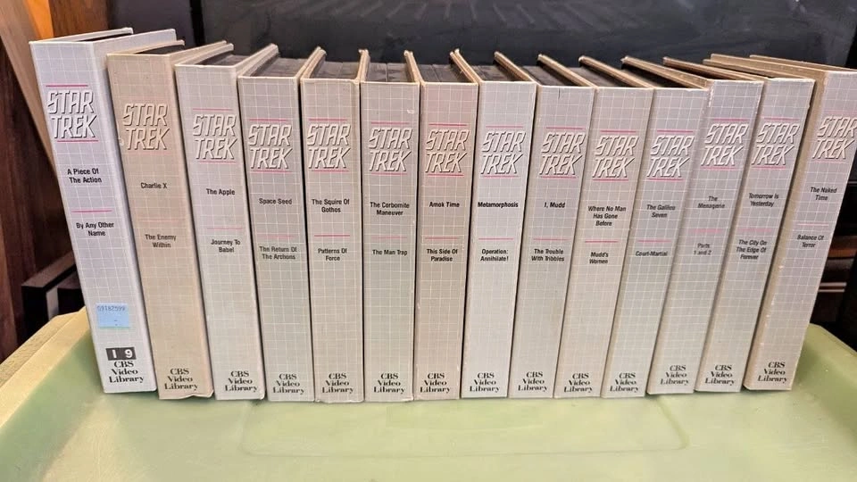 Lot of 14 Star Trek TOS VHS Tapes