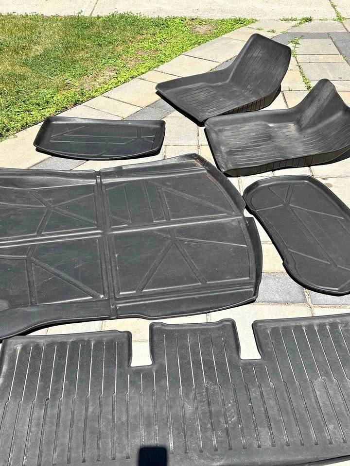 Tesla Model 3 Highland All-Weather Floor Mats & Cargo Liners